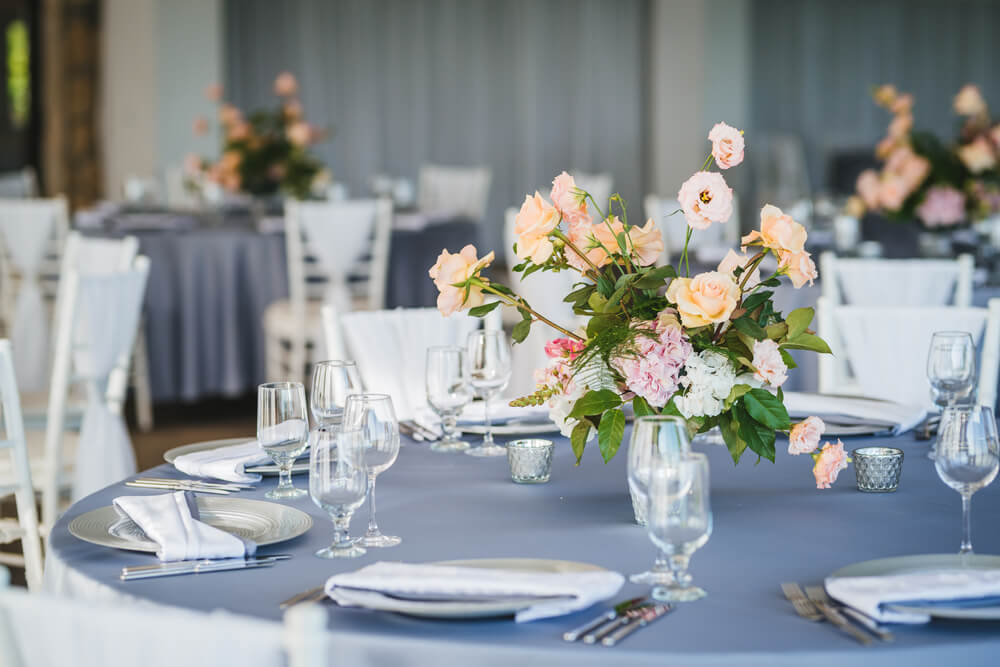 How to Create a Beautiful Wedding Tablescape