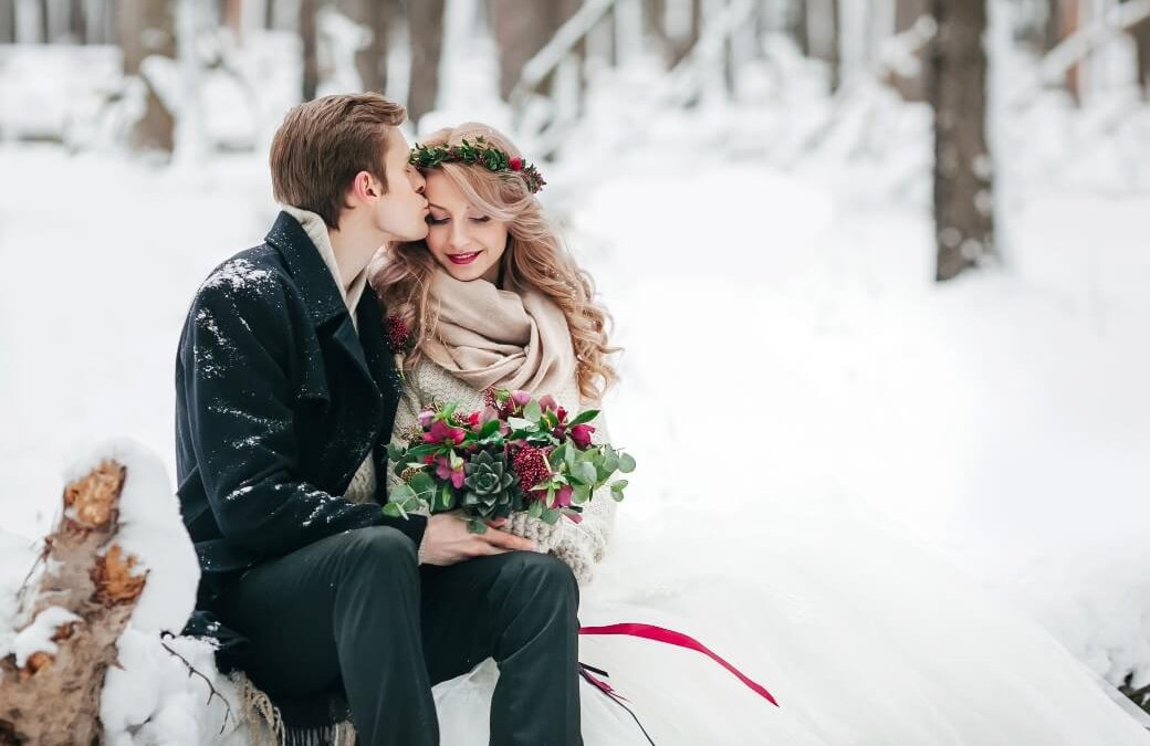 The Pros and Cons of a Winter Wedding