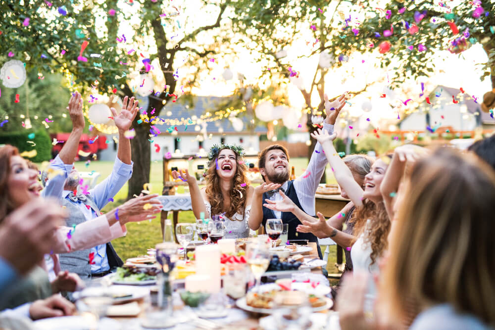 Common Wedding Etiquette Faux Pas to Avoid
