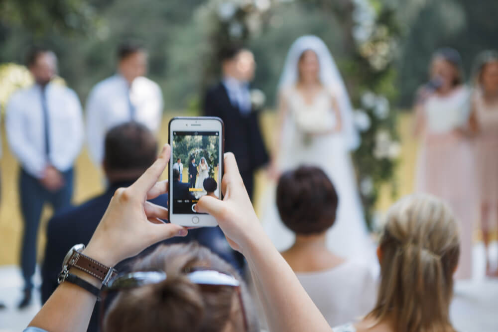Top 25 Captions for Your Wedding Photos