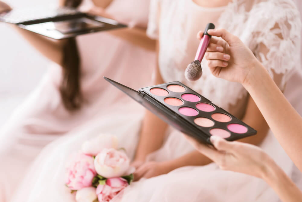 How to Solve Common Beauty Emergencies on Your Wedding Day
