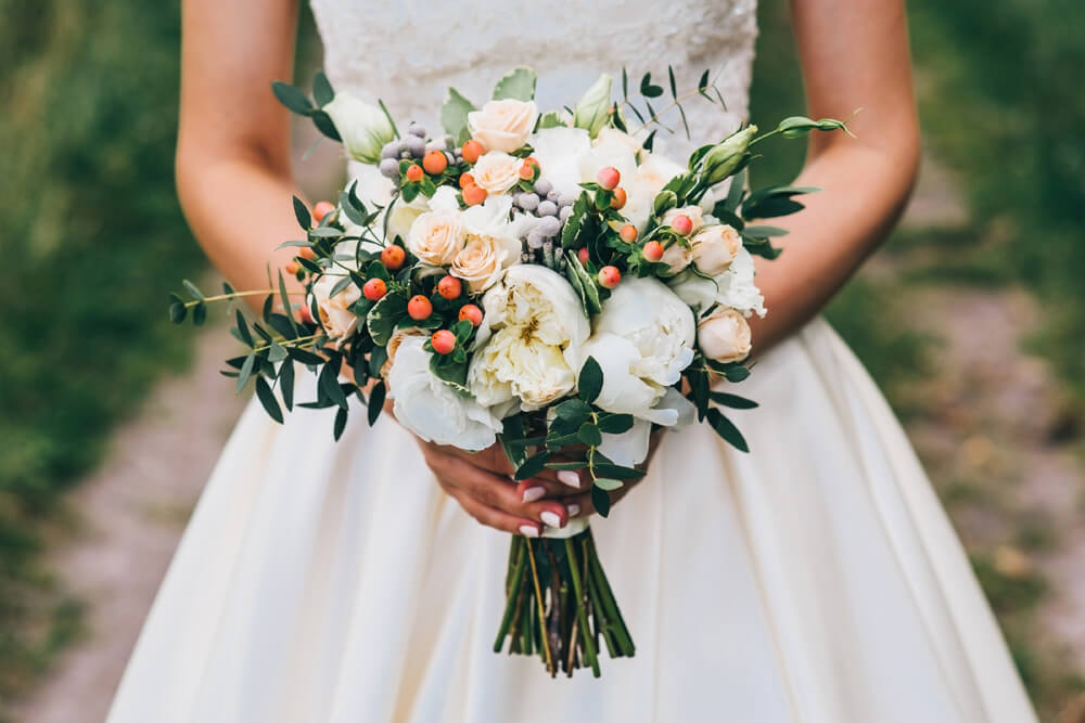 Picking Flowers for Your Wedding? Here Are 4 Types and Their Hidden Meanings