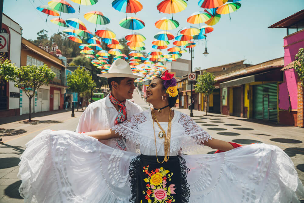 Mexican Wedding Traditions Explained