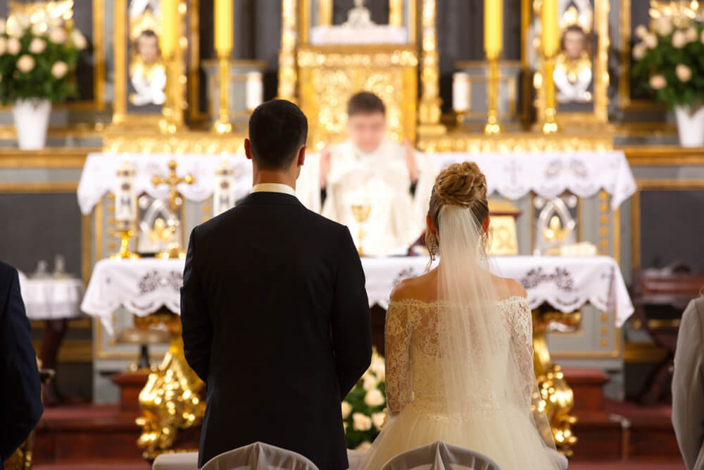 Catholic vs. Christian Wedding: Is There a Difference?