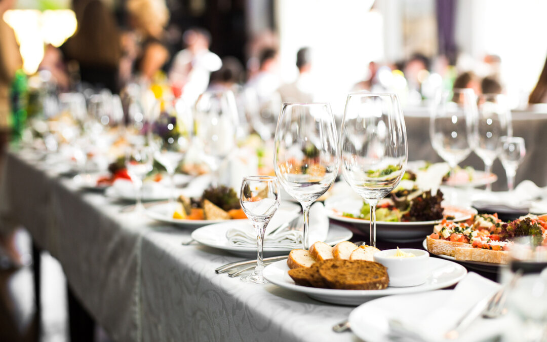 How to Plan a Sustainable Farm-to-Table Wedding Menu