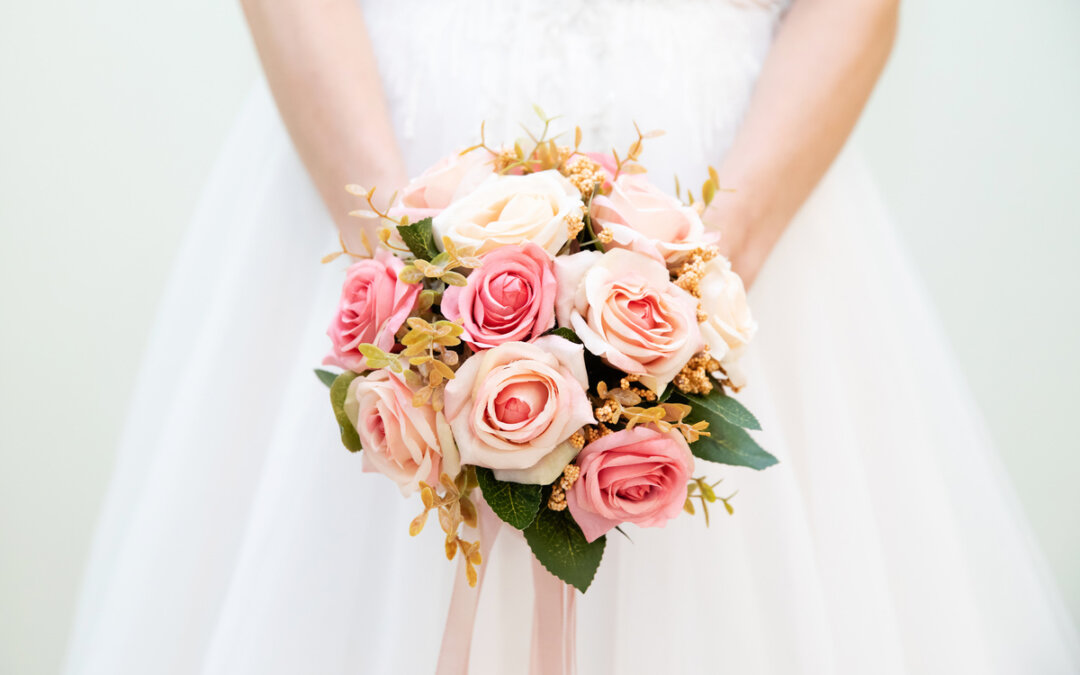 Creating the Perfect Wedding Day Emergency Kit
